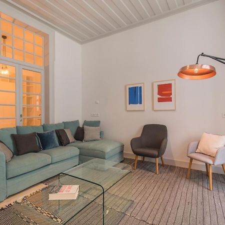 Lovelystay - Charming 3 Bedroom Wonder Downtown Лиссабон Экстерьер фото