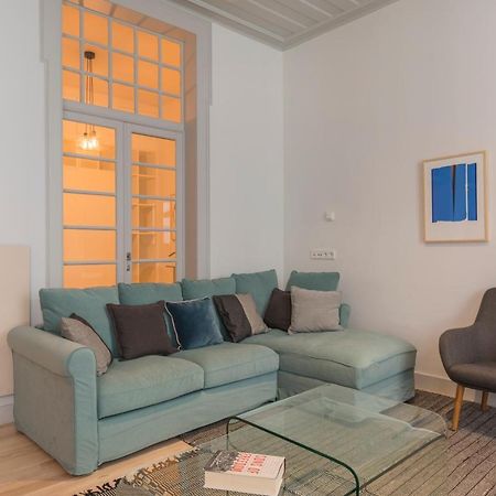 Lovelystay - Charming 3 Bedroom Wonder Downtown Лиссабон Экстерьер фото