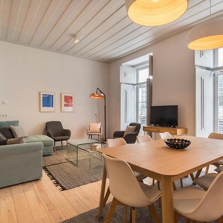 Lovelystay - Charming 3 Bedroom Wonder Downtown Лиссабон Экстерьер фото