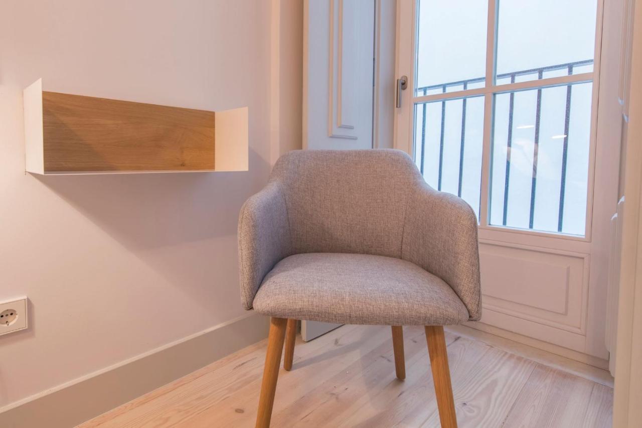 Lovelystay - Charming 3 Bedroom Wonder Downtown Лиссабон Экстерьер фото