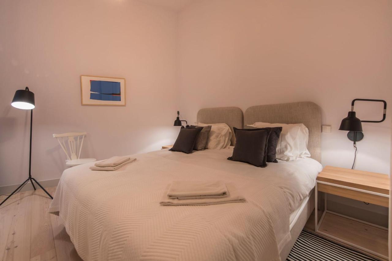 Lovelystay - Charming 3 Bedroom Wonder Downtown Лиссабон Экстерьер фото