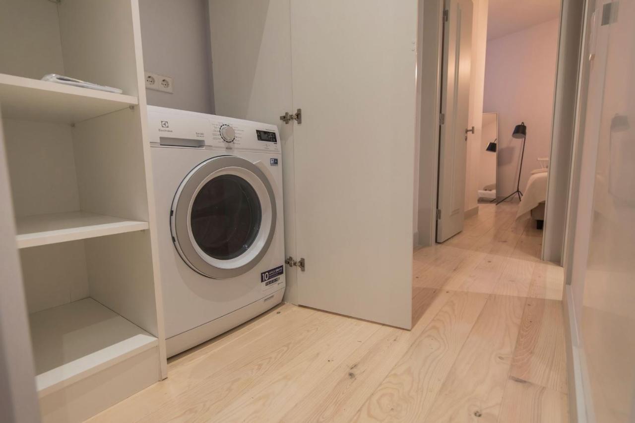 Lovelystay - Charming 3 Bedroom Wonder Downtown Лиссабон Экстерьер фото