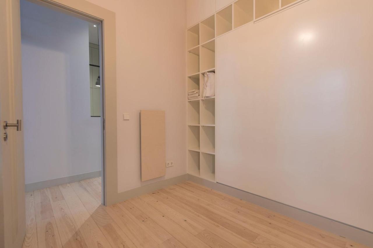 Lovelystay - Charming 3 Bedroom Wonder Downtown Лиссабон Экстерьер фото