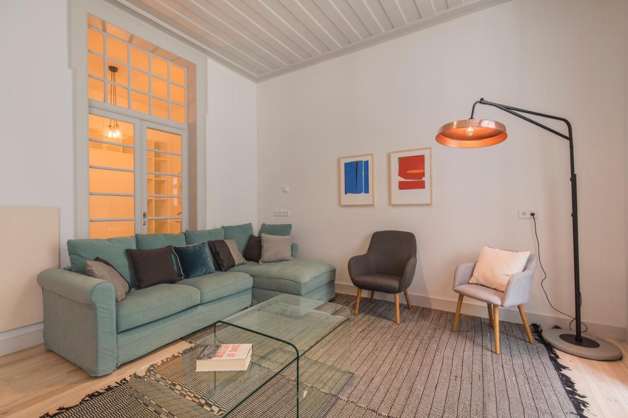 Lovelystay - Charming 3 Bedroom Wonder Downtown Лиссабон Экстерьер фото