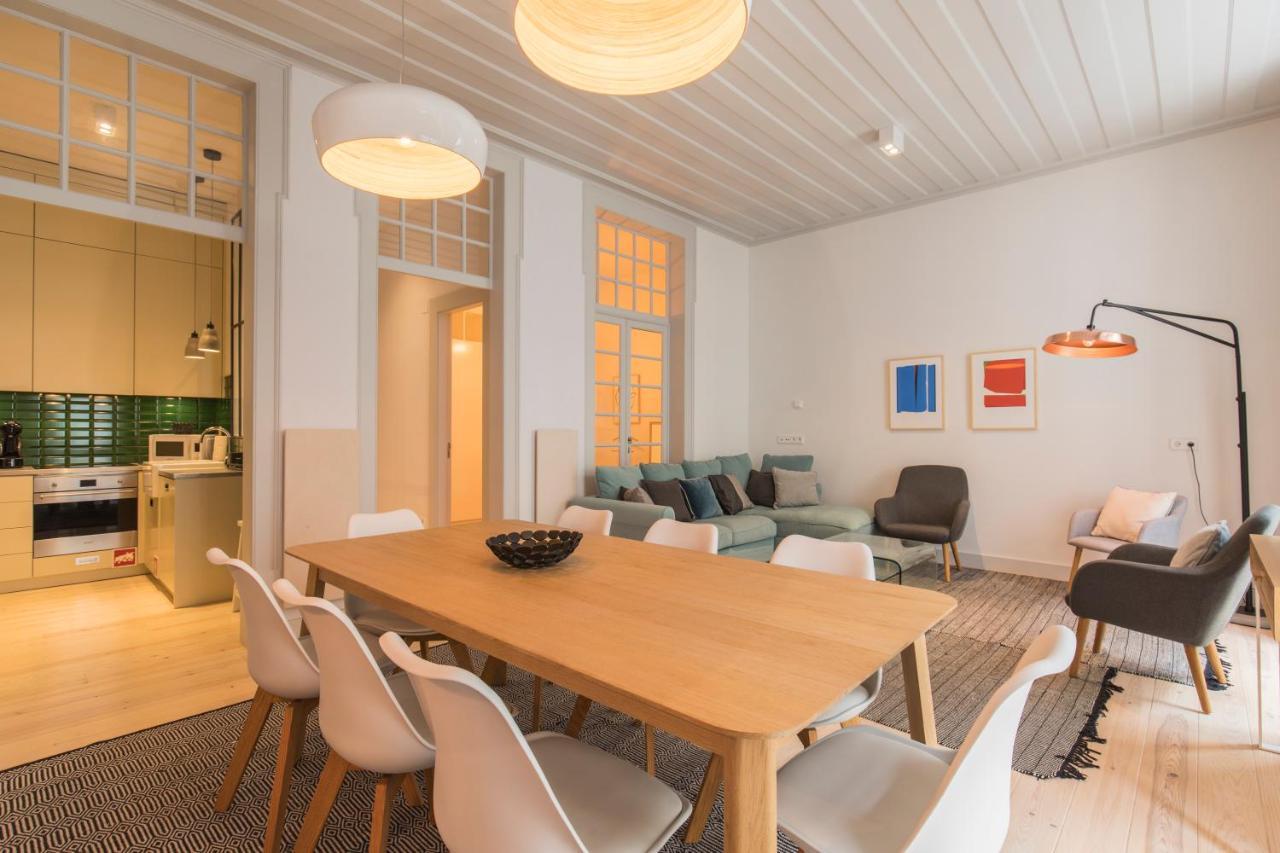 Lovelystay - Charming 3 Bedroom Wonder Downtown Лиссабон Экстерьер фото