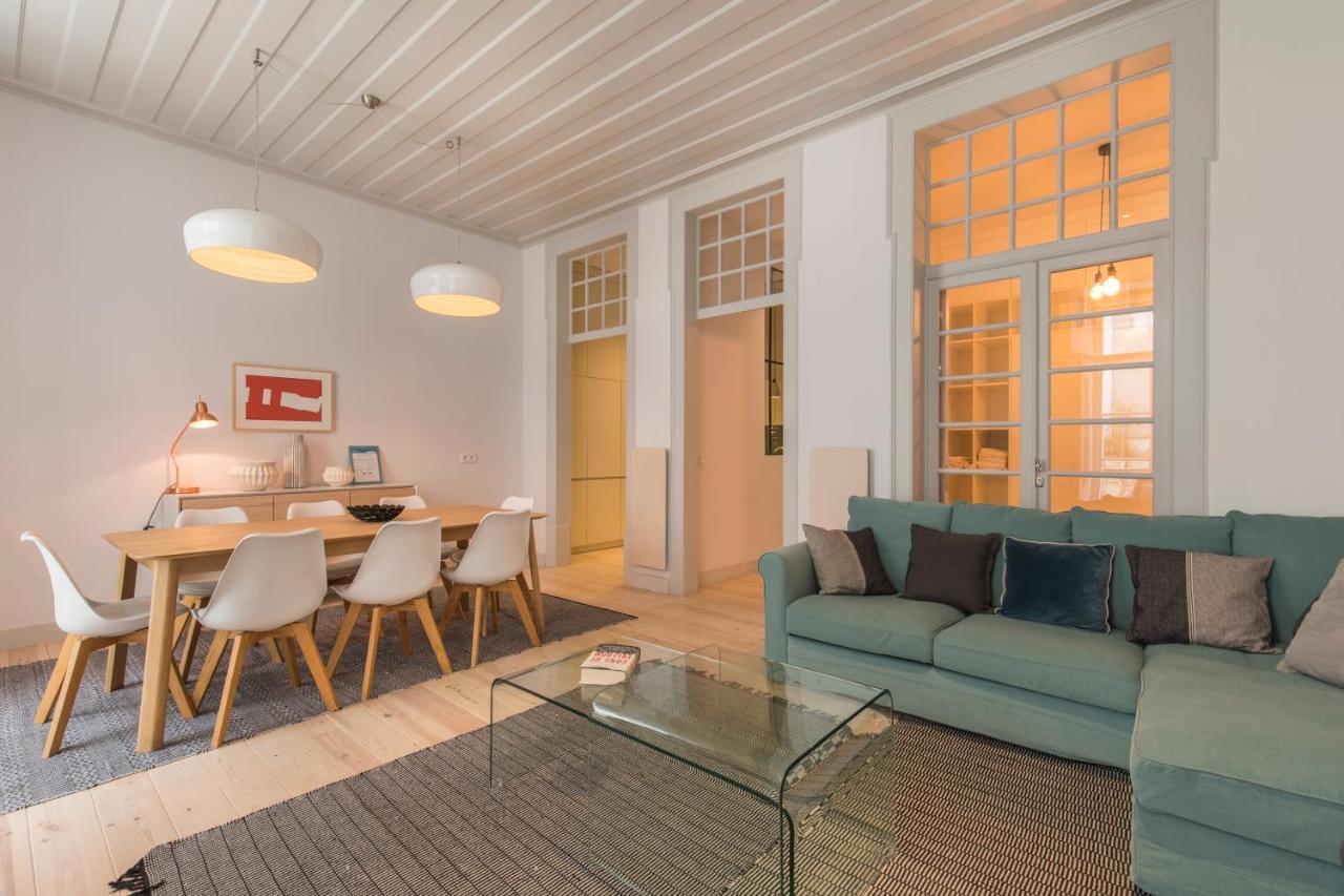 Lovelystay - Charming 3 Bedroom Wonder Downtown Лиссабон Экстерьер фото